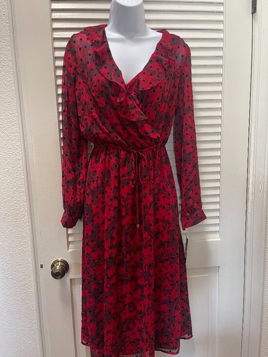 Tommy Hilfiger Dresses & Skirts - Tommy Hilfiger Red Floral Flocked Dot Wrap Midi Dress NWT Size 2